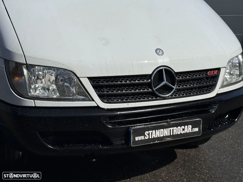 Mercedes-Benz SPRINTER 413 CDI C/ CONTENTOR ALUMÍNIO - 18
