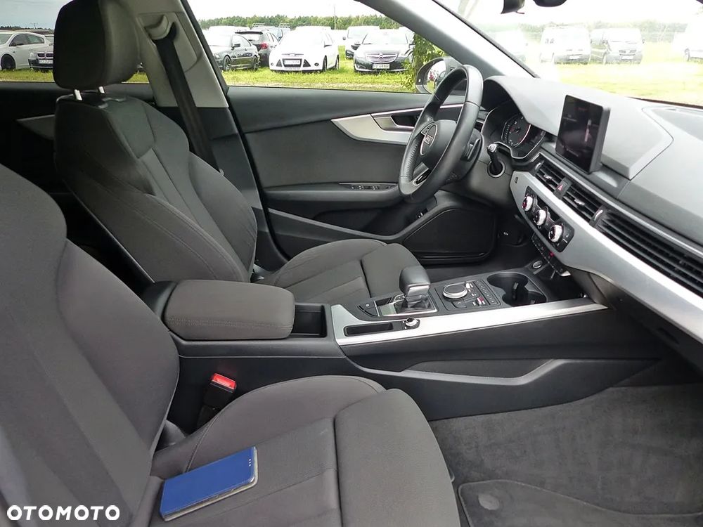 Audi A4 Avant 40 TDI S tronic advanced - 24