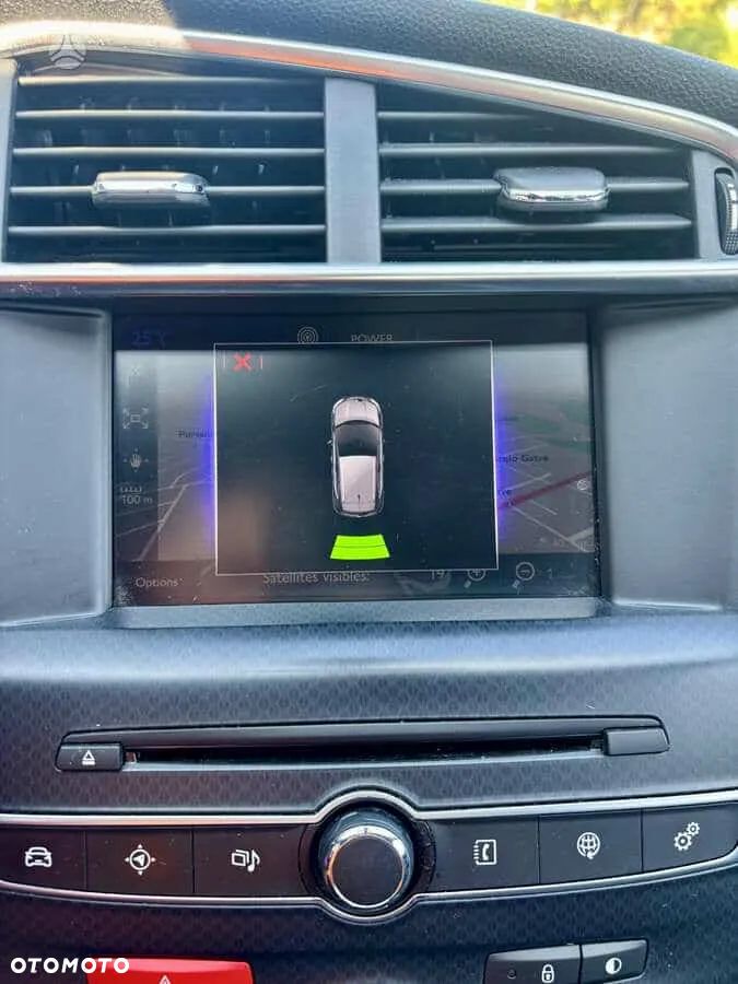 Citroën DS4 PureTech 130 Stop&Start Urban Show - 30