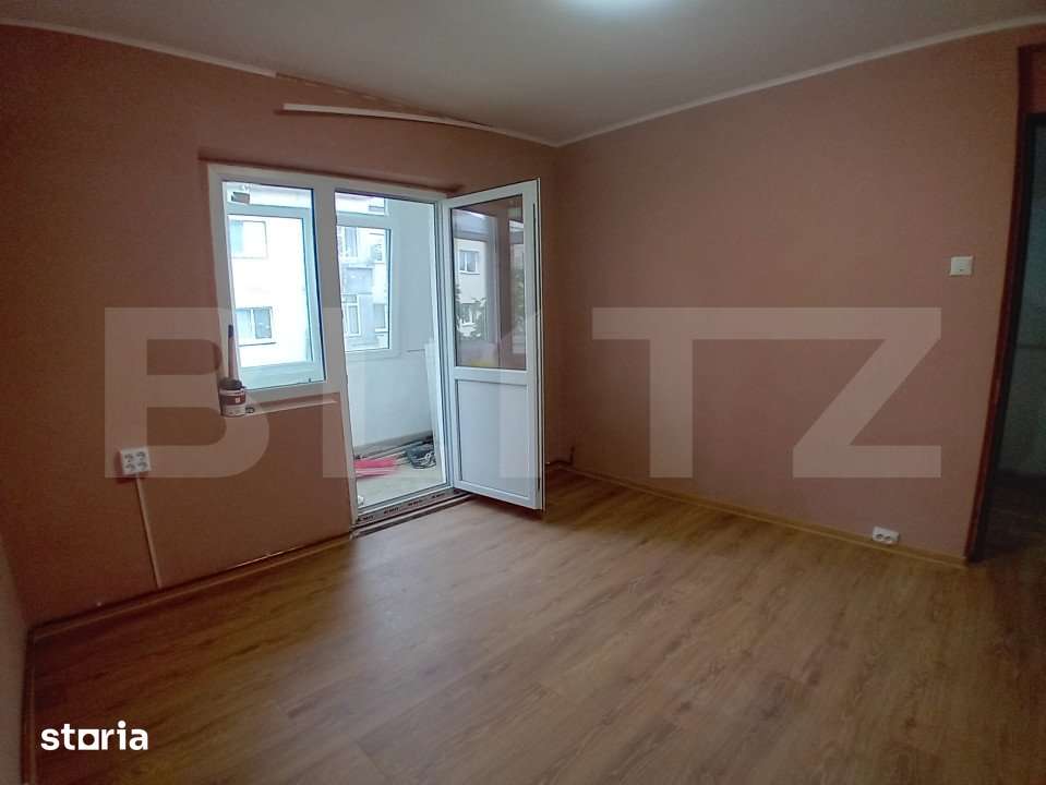 Apartament renovat cu 2 camere decomandate si garaj in Dumbrava Nord Z — fotografia 1