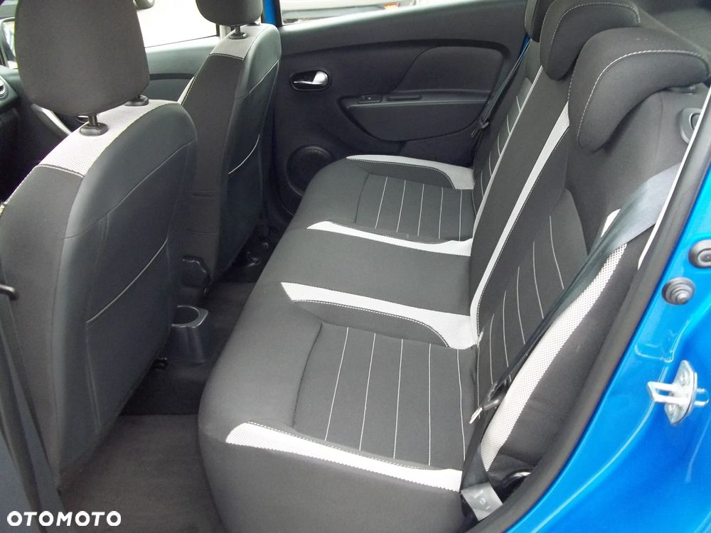 Dacia Sandero TCe 90 S&S Celebration - 13