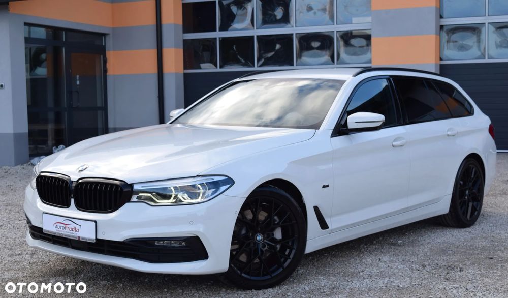 BMW Seria 5 525d Touring Sport Line - 7