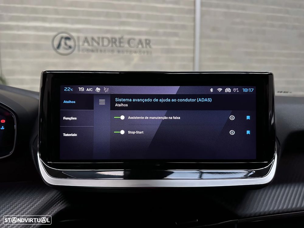 Peugeot 2008 1.2 PureTech Allure - 20