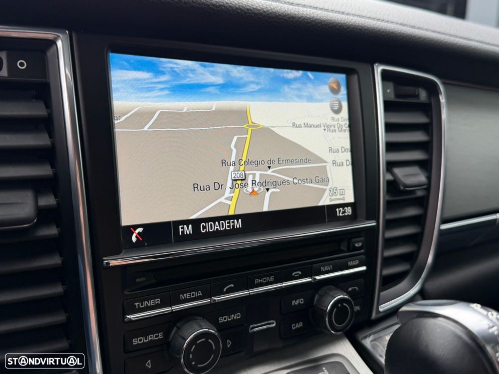 Porsche Panamera Standard - 39