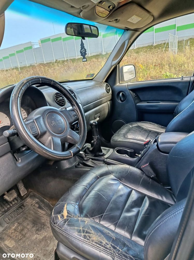 Jeep Cherokee 2.5L CRD Sport - 16