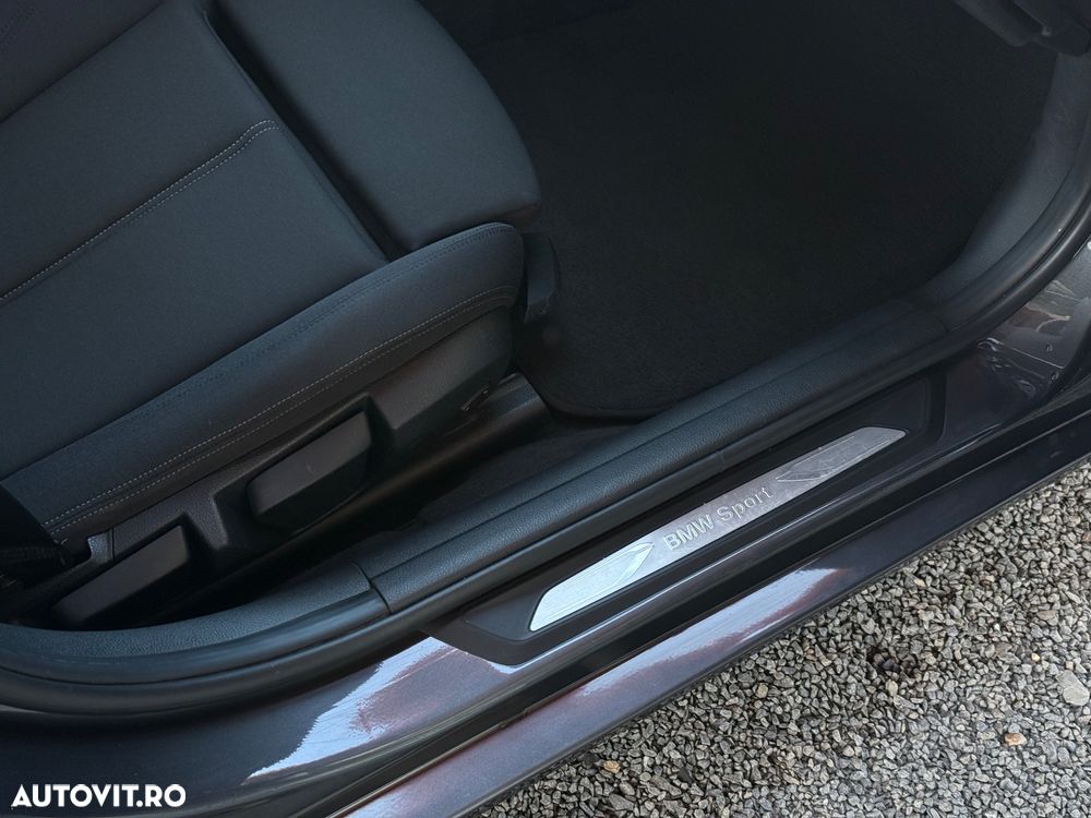 BMW Seria 3 320d xDrive - 13