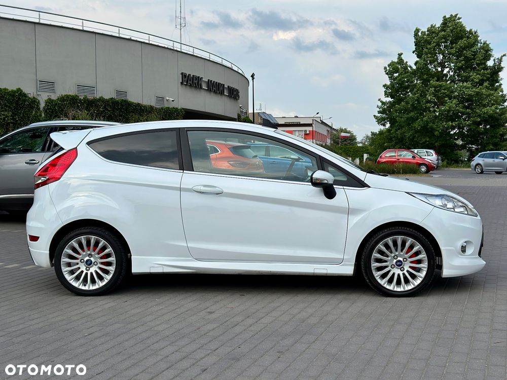 Ford Fiesta 1.4 Titanium EU5 - 12