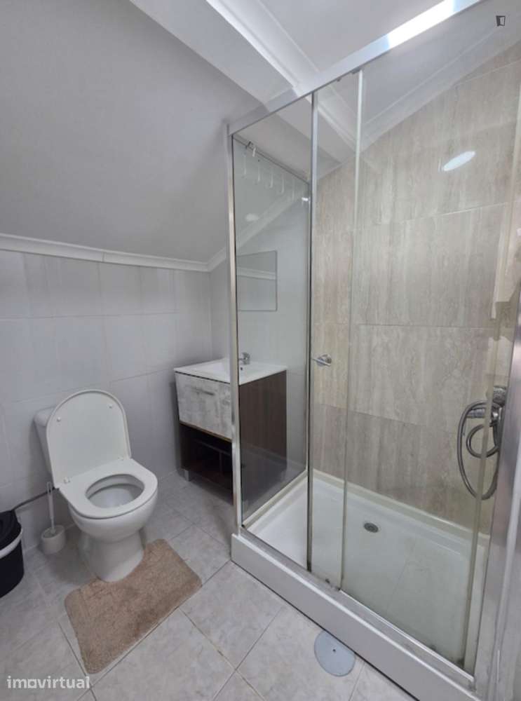 Quarto - localizado em Arroios Lisbon - Grande imagem: 2/27