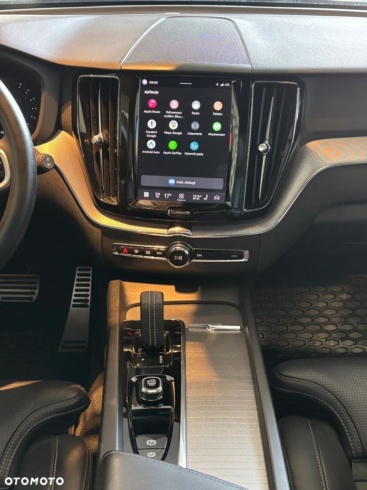 Volvo XC 60 B4 D AWD R-Design - 14
