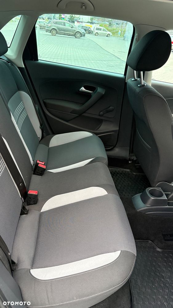 Volkswagen Polo - 8