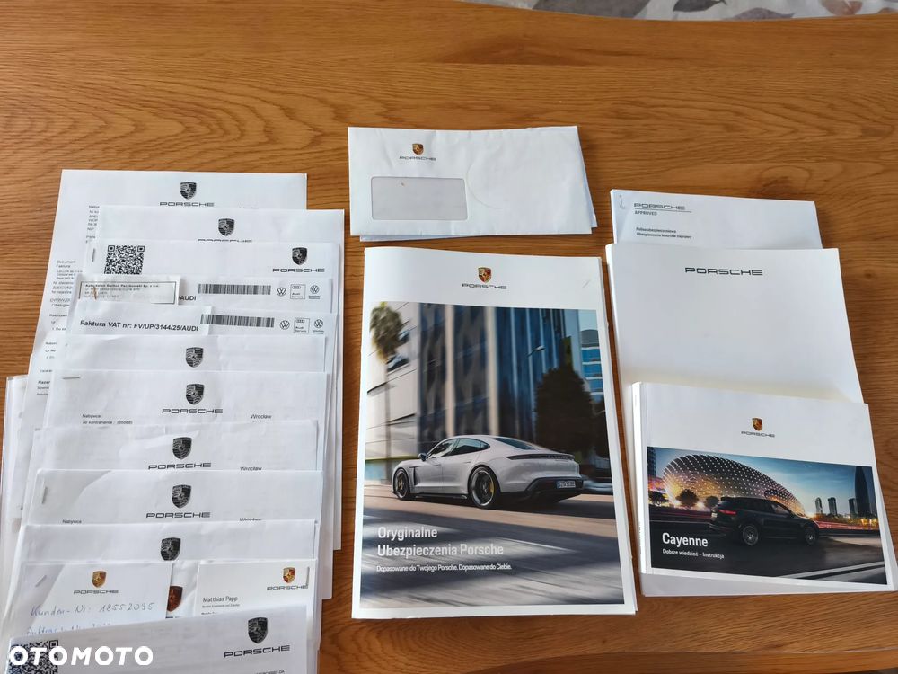Porsche Cayenne - 34