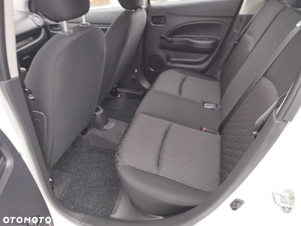 Mitsubishi Space Star 1.2 AS&G Invite SDA - 39