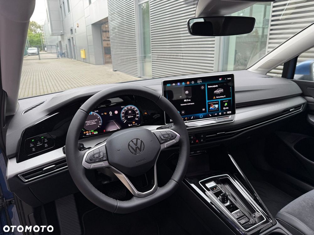 Volkswagen Golf - 12