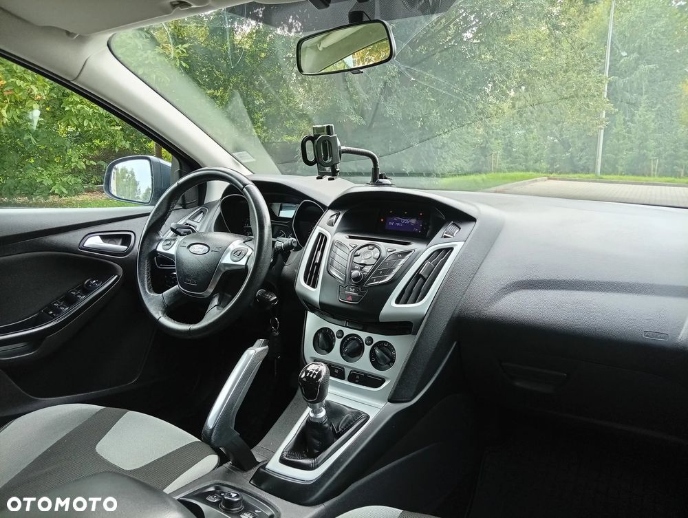 Ford Focus 1.6 TDCi DPF Start-Stopp-System Champions Edition - 6