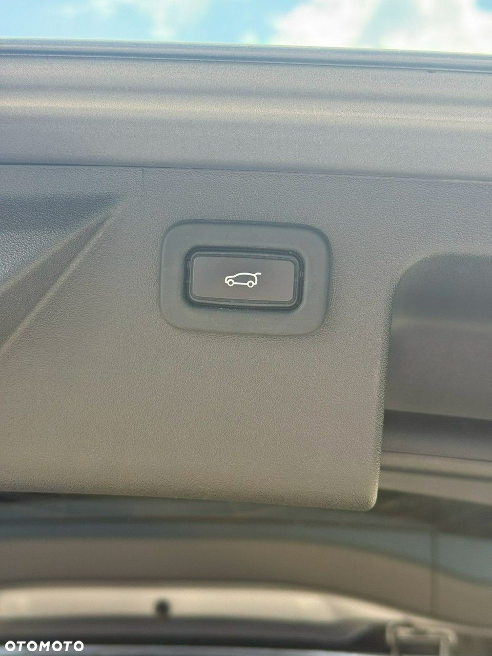 Land Rover Discovery Sport - 26
