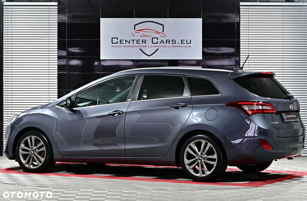 Hyundai i30 blue Kombi 1.6 CRDi DCT Passion - 13