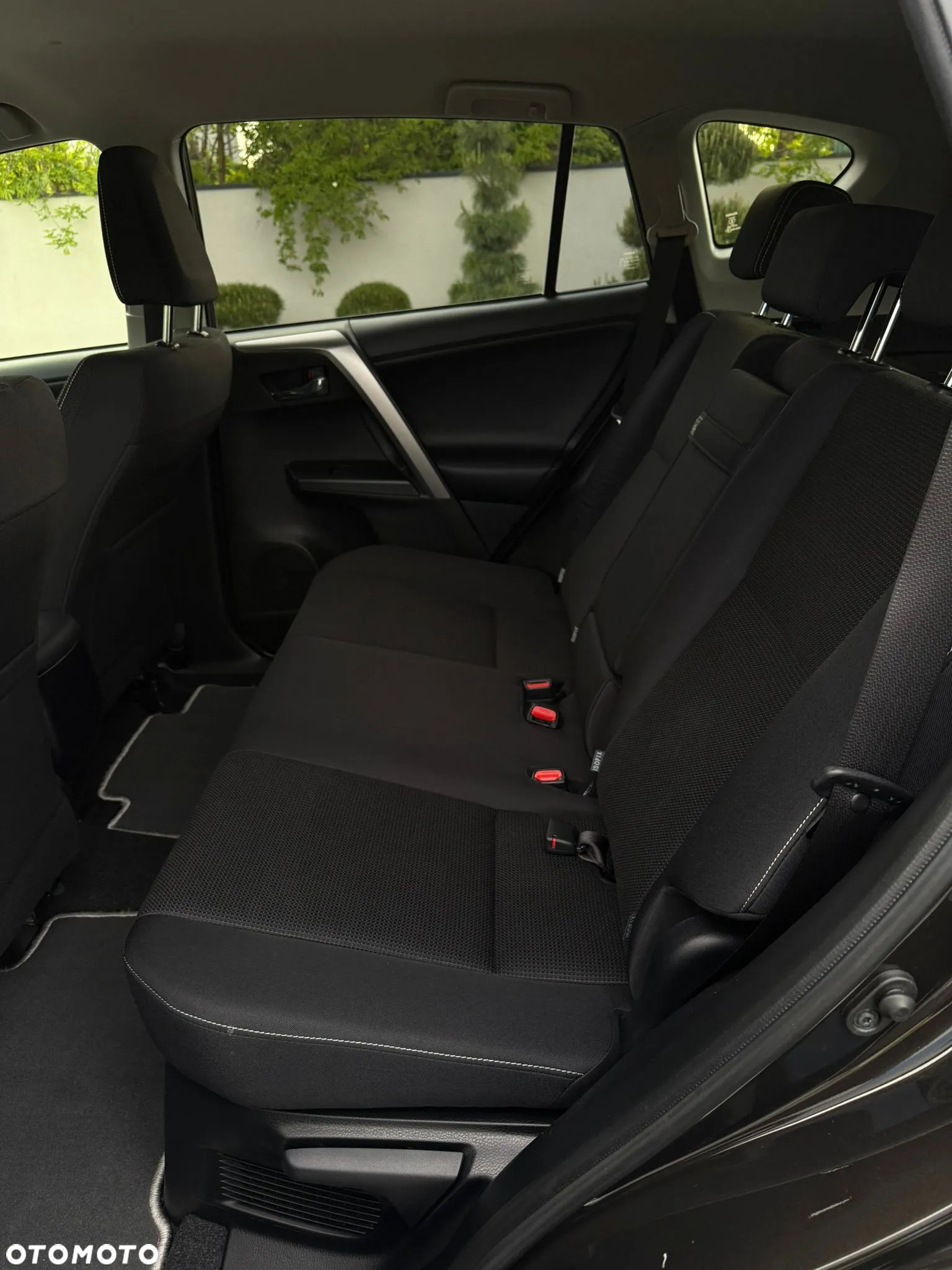 Toyota RAV4 - 25