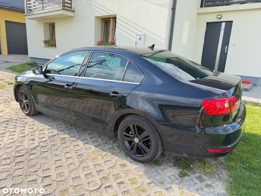 Volkswagen Jetta 1.4 TSI Highline - 2
