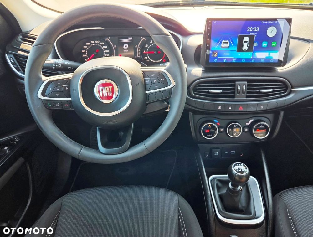 Fiat Tipo 1.4 16V More - 32