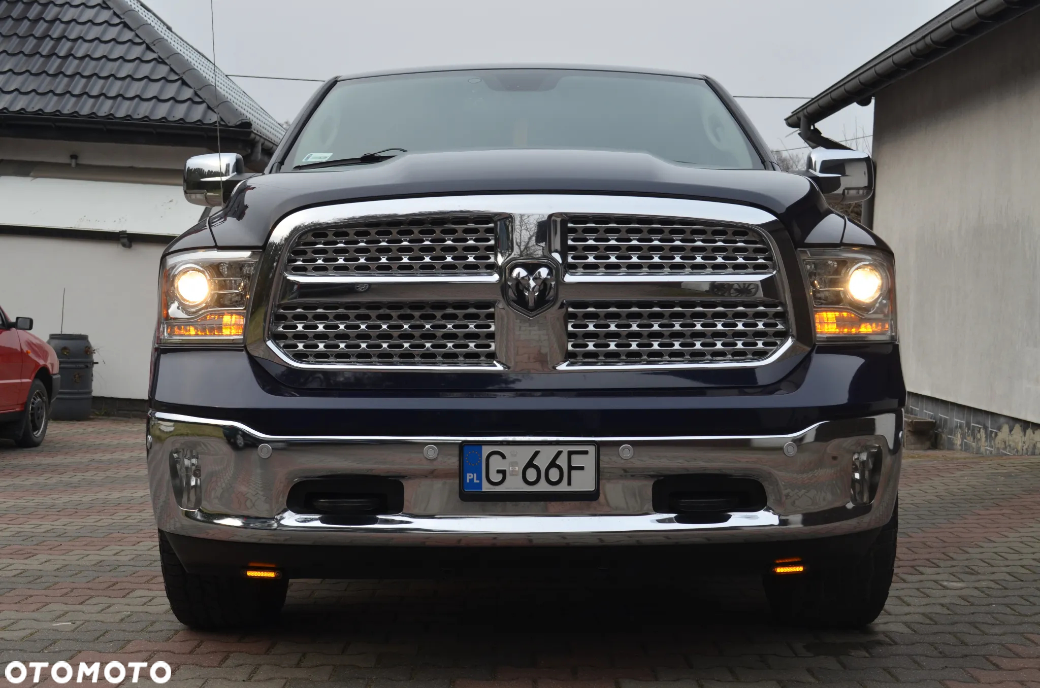 Dodge RAM 1500 5.7 4x4 - 4