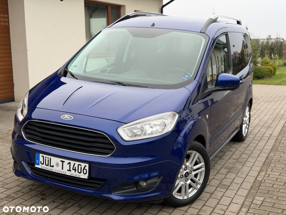Ford Tourneo Courier - 34