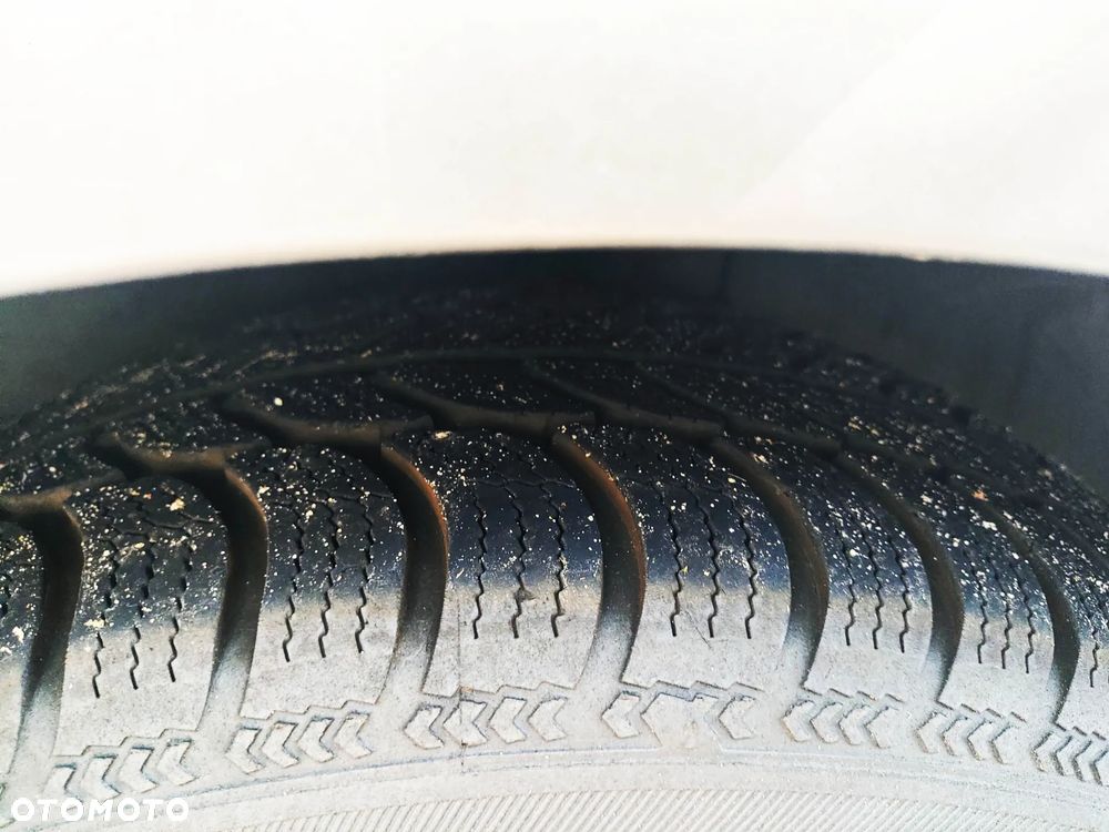 Toyota Auris Hybrid 135 Active - 10