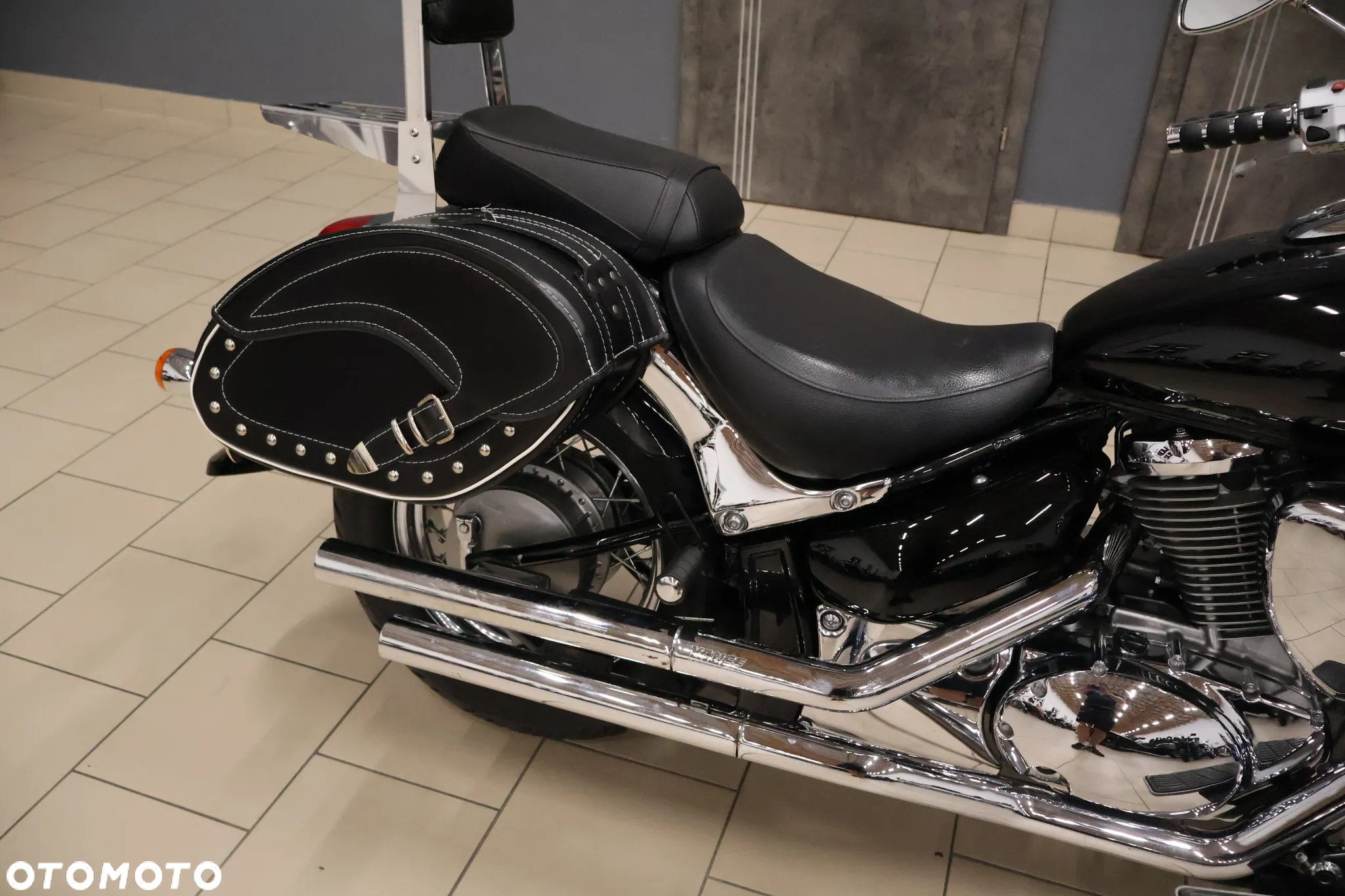 Suzuki VL 800 Volusia - Boulevard C50 - 14