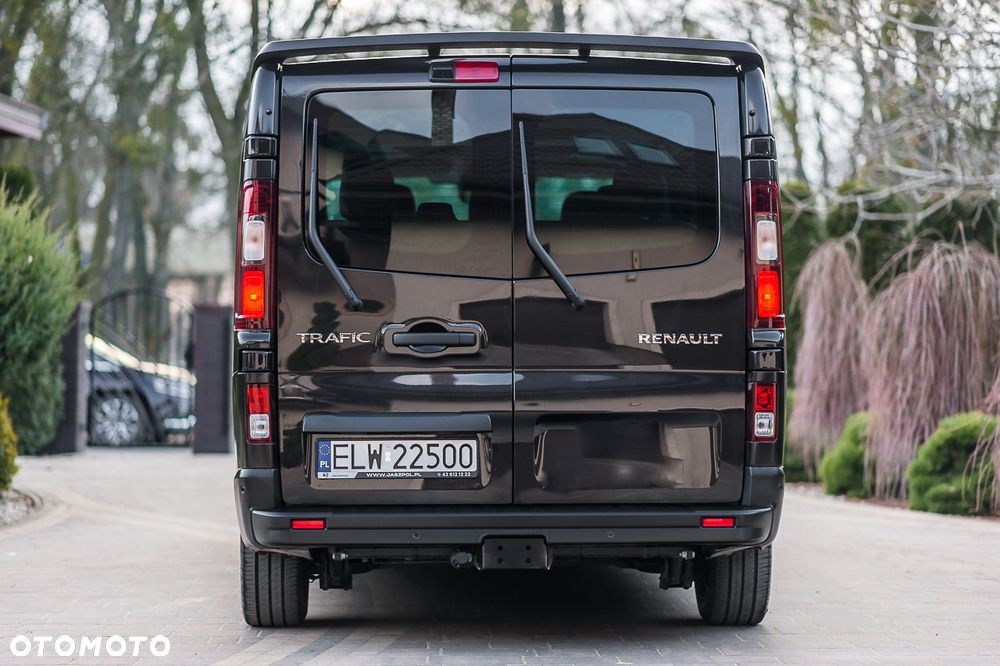 Renault Trafic 2.0 dCi EDC - 6