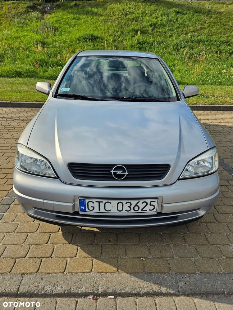 Opel Astra - 1