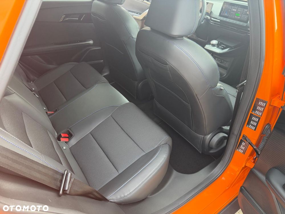 MG 4 Luxury 64 kWh - 7