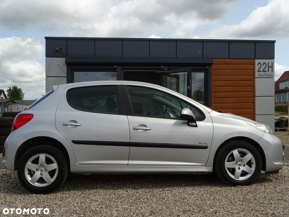 Peugeot 207 - 4