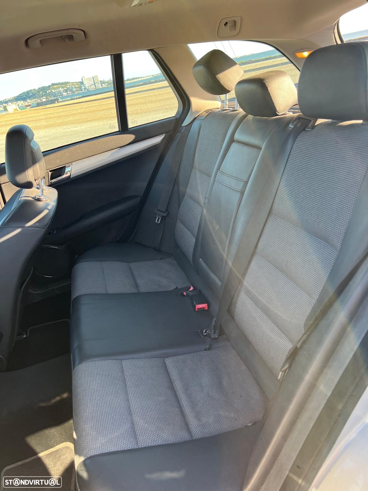 Mercedes-Benz C 220 - 20