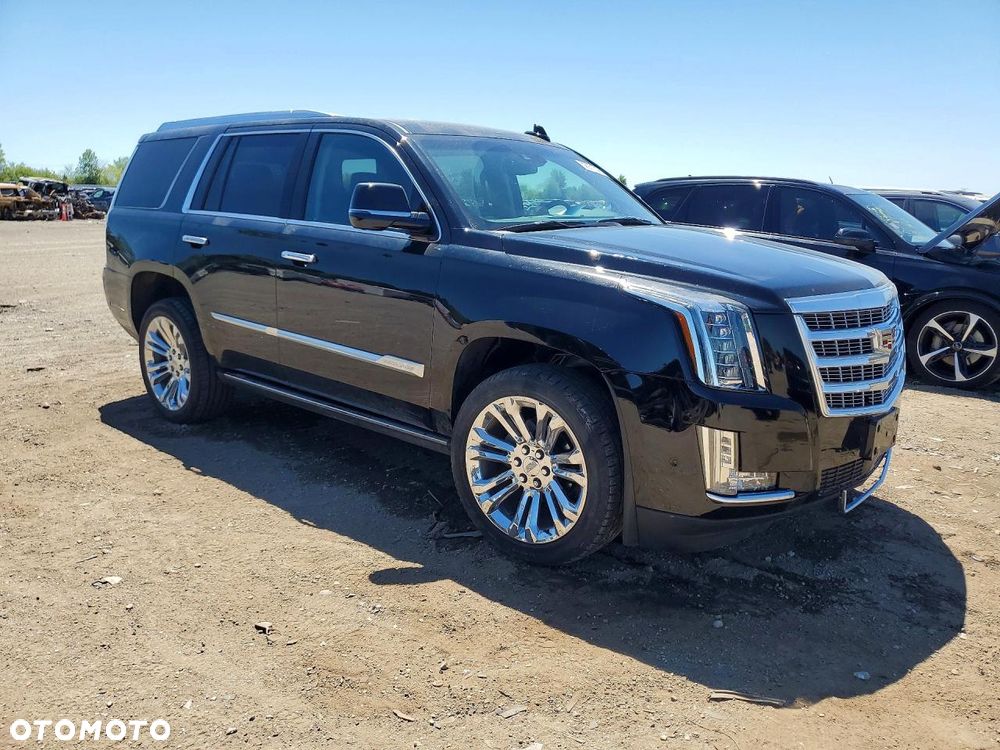 Cadillac Escalade 6.2 V8 AWD AT Premium - 3
