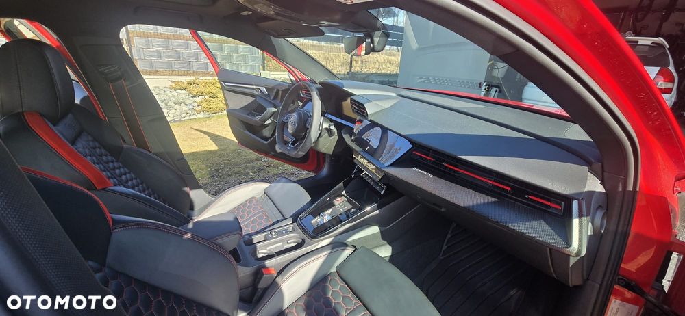 Audi RS3 Limousine - 8