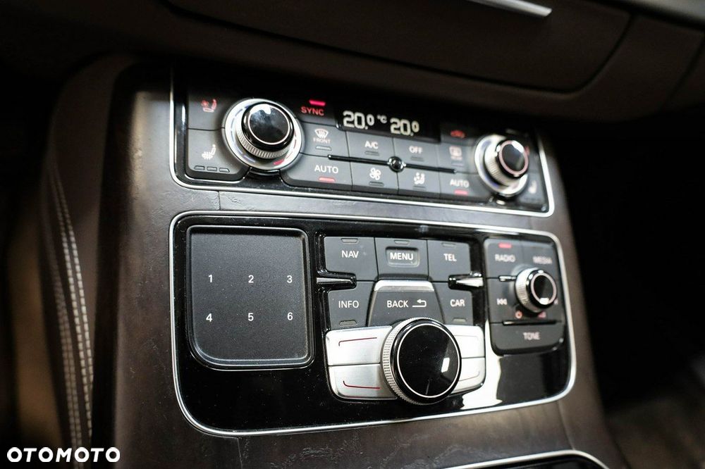 Audi A8 - 27