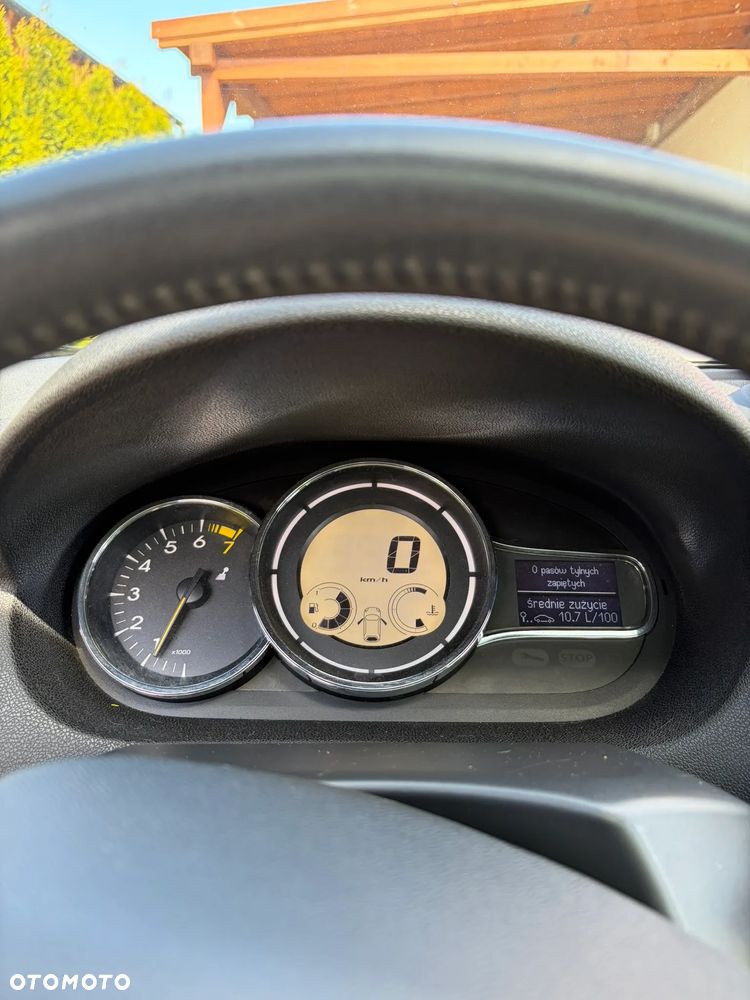 Renault Megane ver-2-0-16v-tce-dynamique - 19