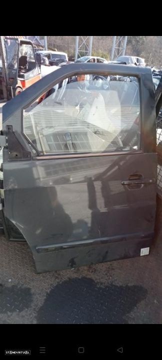Porta frente esq Mercedes Vito - 1