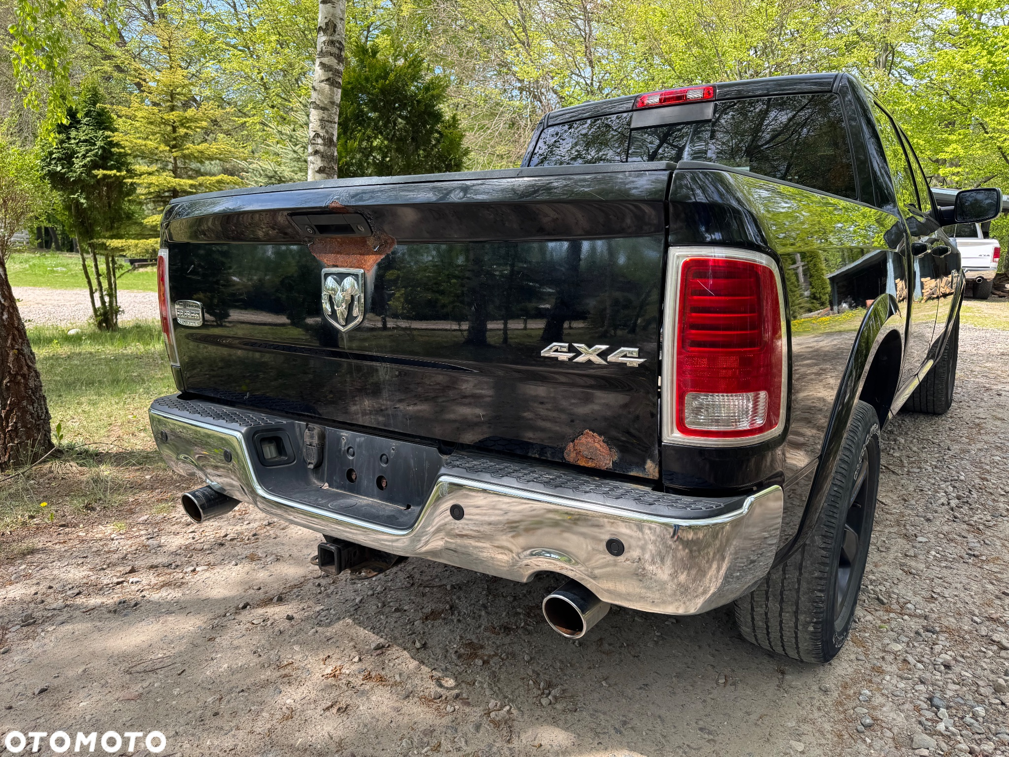 Dodge RAM 1500 5.7 4x4 - 5