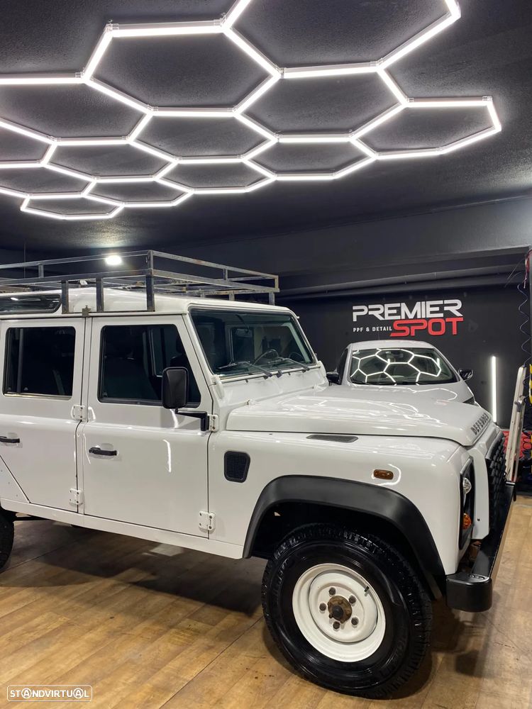 Land Rover Defender 110 DPF E - 3