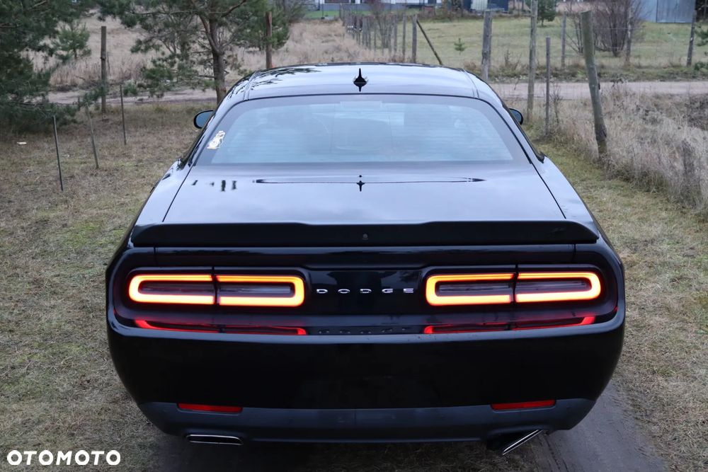 Dodge Challenger 3.6 GT AWD - 8