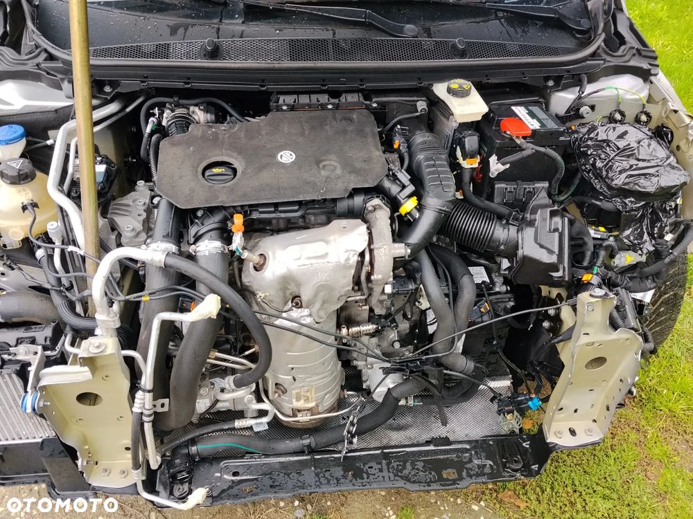 Peugeot 308 1.5 BlueHDi GT Pack S&S EAT8 - 23