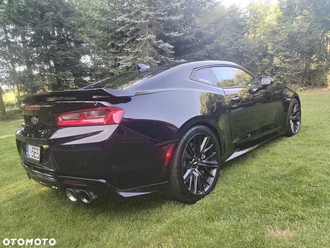 Chevrolet Camaro - 12