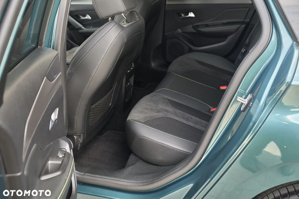 Peugeot 308 BlueHDi 130 EAT8 GT - 29