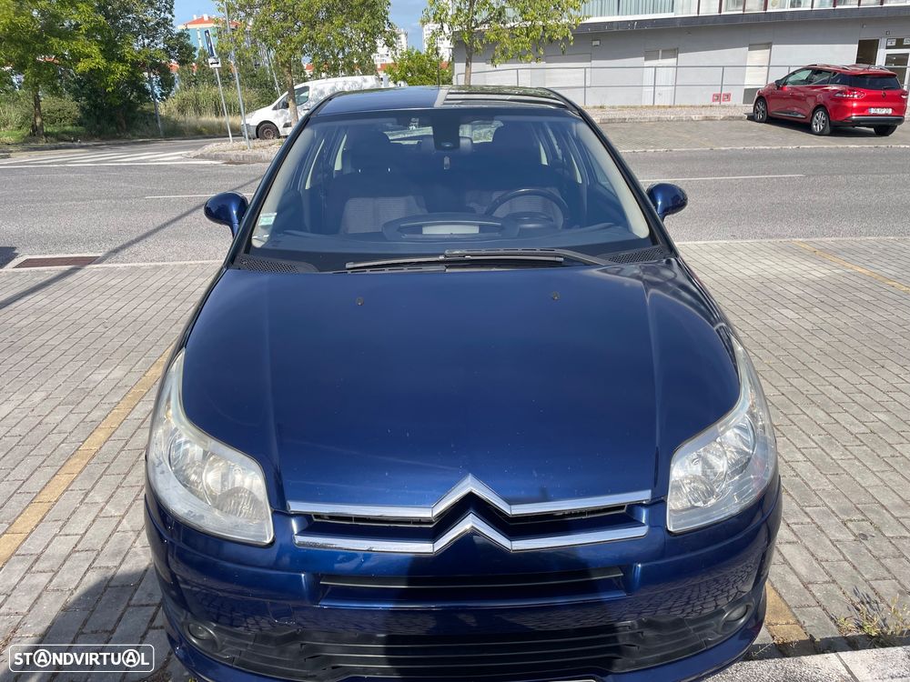Citroën C4 1.6 HDi 110 VTR Pack - 1