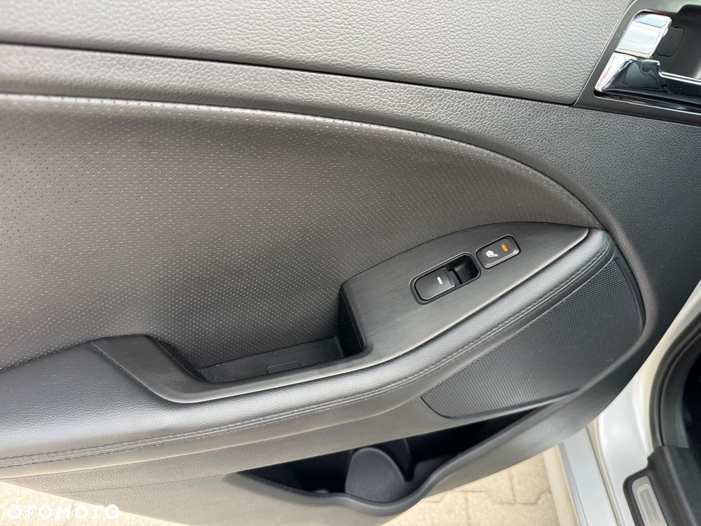 Kia Optima 2.0 Hybrid XL - 18