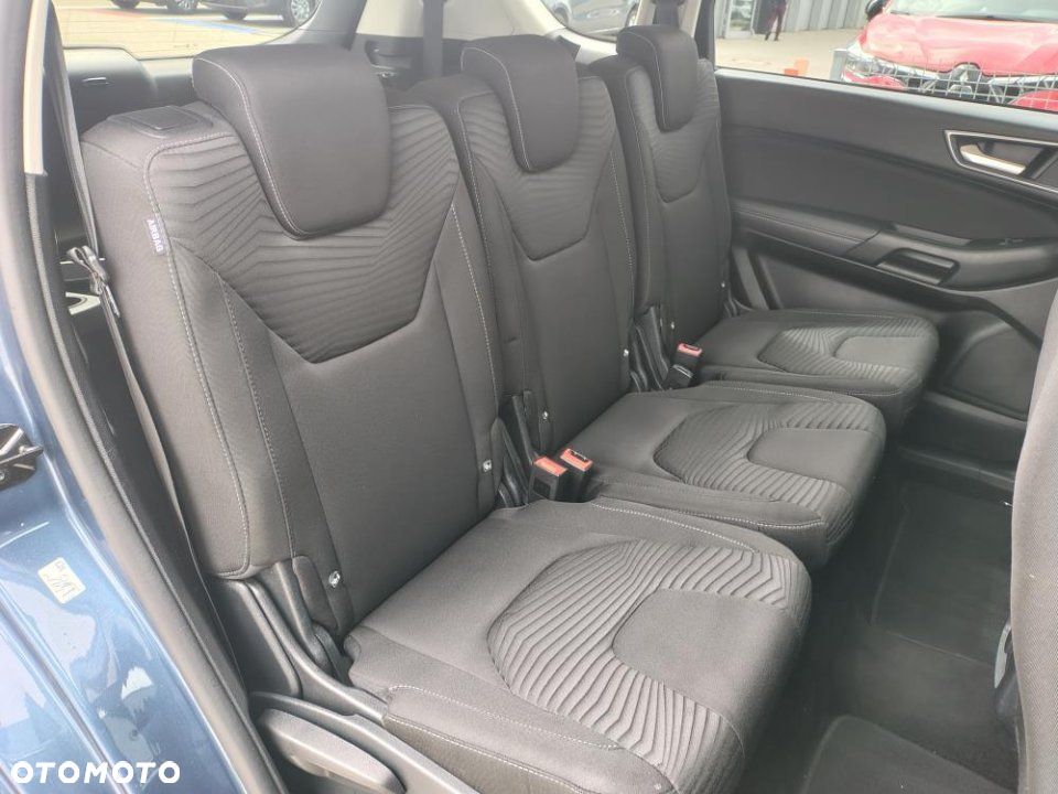 Ford S-Max - 14