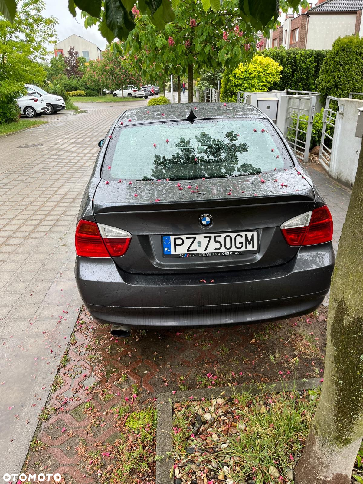 BMW Seria 3 318i - 4