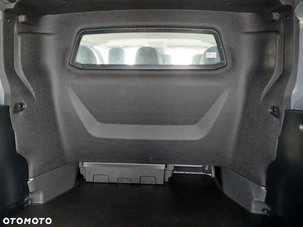 Renault Trafic - 12