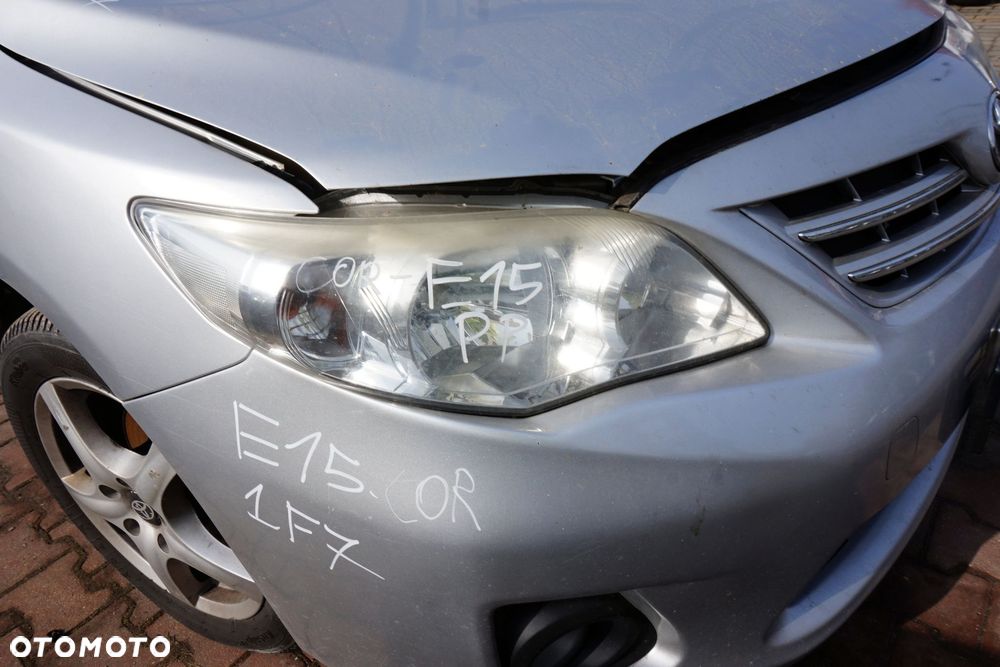 LAMPA PRZEDNIA PRAWA COROLLA E15 LIFT 81130-02B10 TOYOTA 2010-2013 - 1