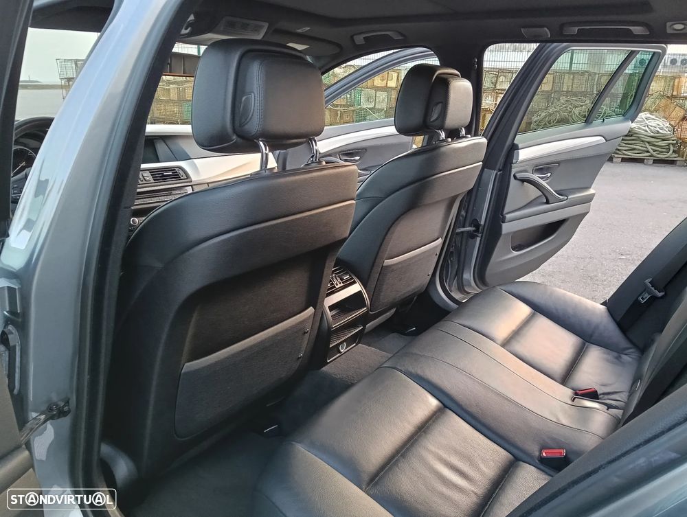 BMW 525 d Pack M - 15